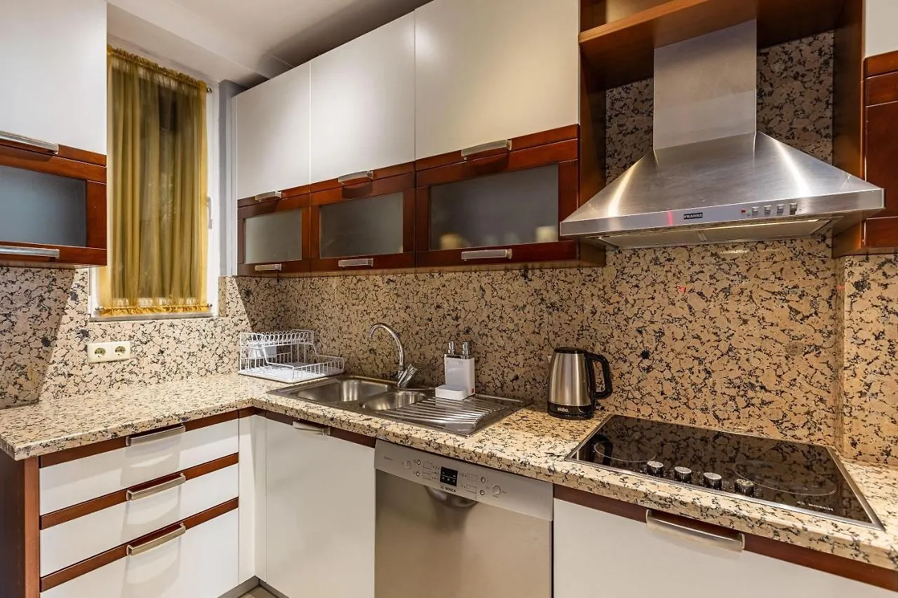 イスタンブールOutstanding Flat With Calming View Near Trendy Attractions In Nisantasiアパートメント イスタンブール