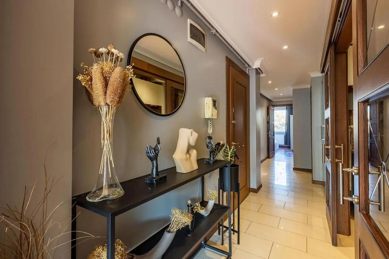 이스탄불 Outstanding Flat With Calming View Near Trendy Attractions In Nisantasi 아파트